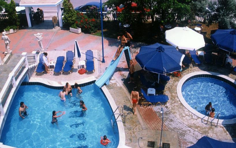 Hotel Aperio Paralía Zewnętrze zdjęcie